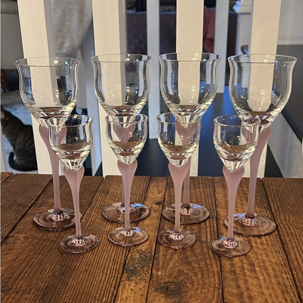 Vintage Set of Amethyst Stemmed Wine and Liqueur Glasses (8)